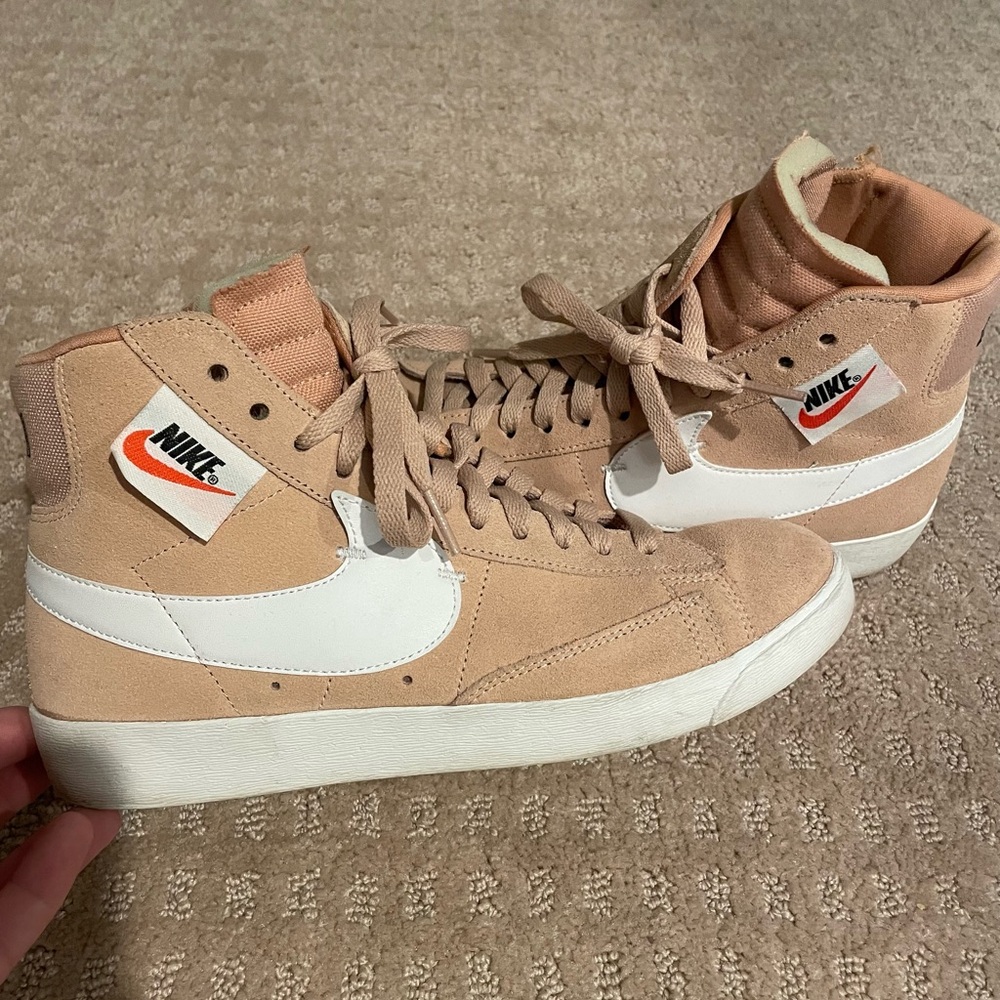Nike Blazer Mid Rebel